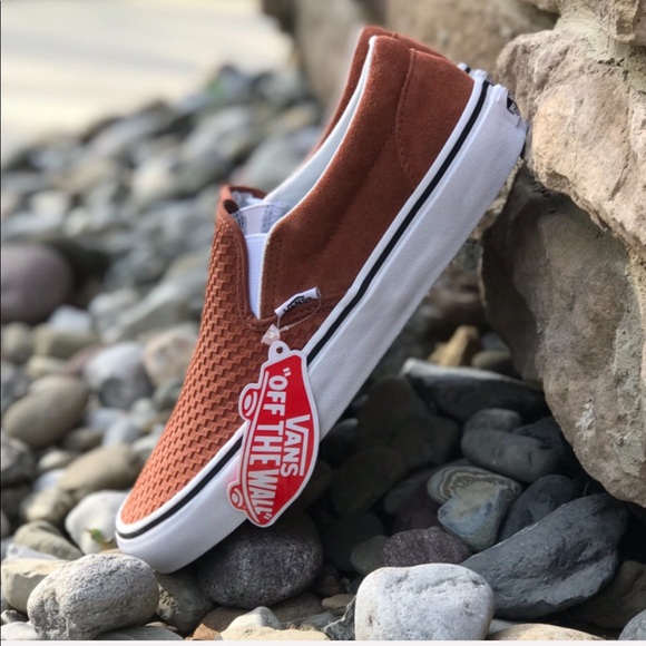 Restock NWT Vans Embossed Suede Sequoia Slip-on - Picture 5 of 8